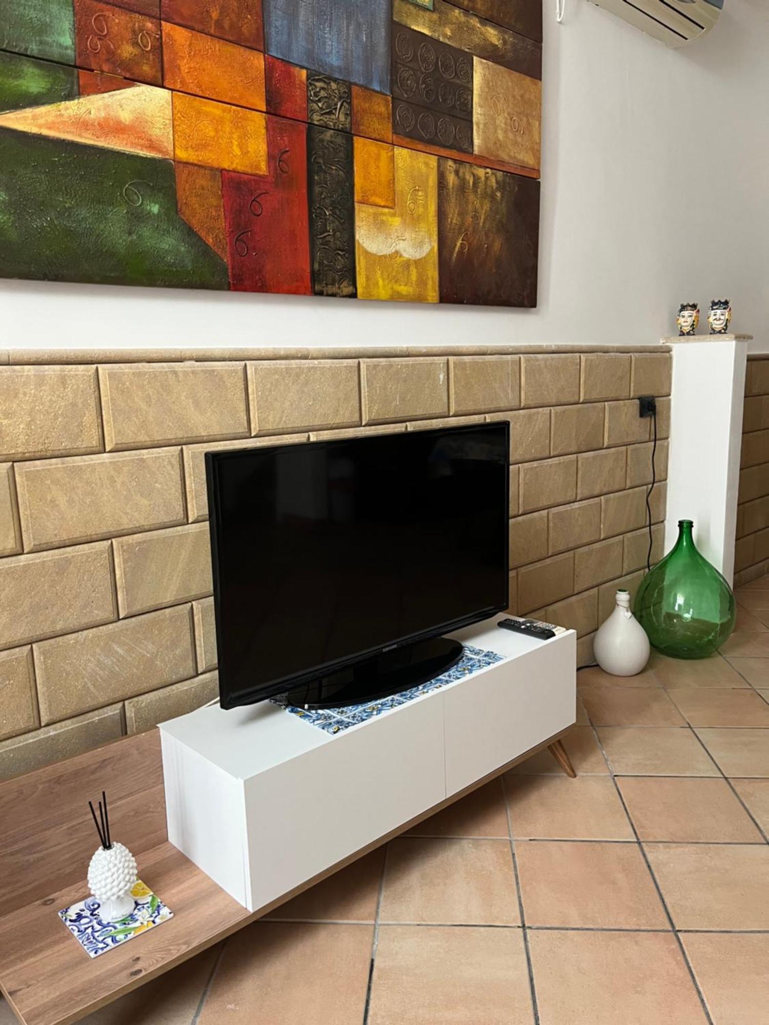 Nikuzza Holiday House Ното Екстериор снимка